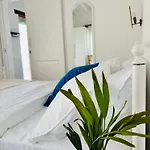 Sadele Hacimemis Homestay Cesme