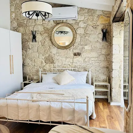 Sadele Hacimemis Rum i privatbostad Çeşme
